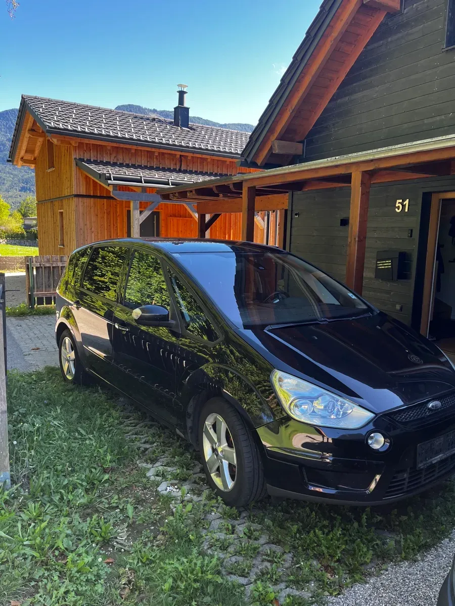 Ford S-Max 2009 photo 2