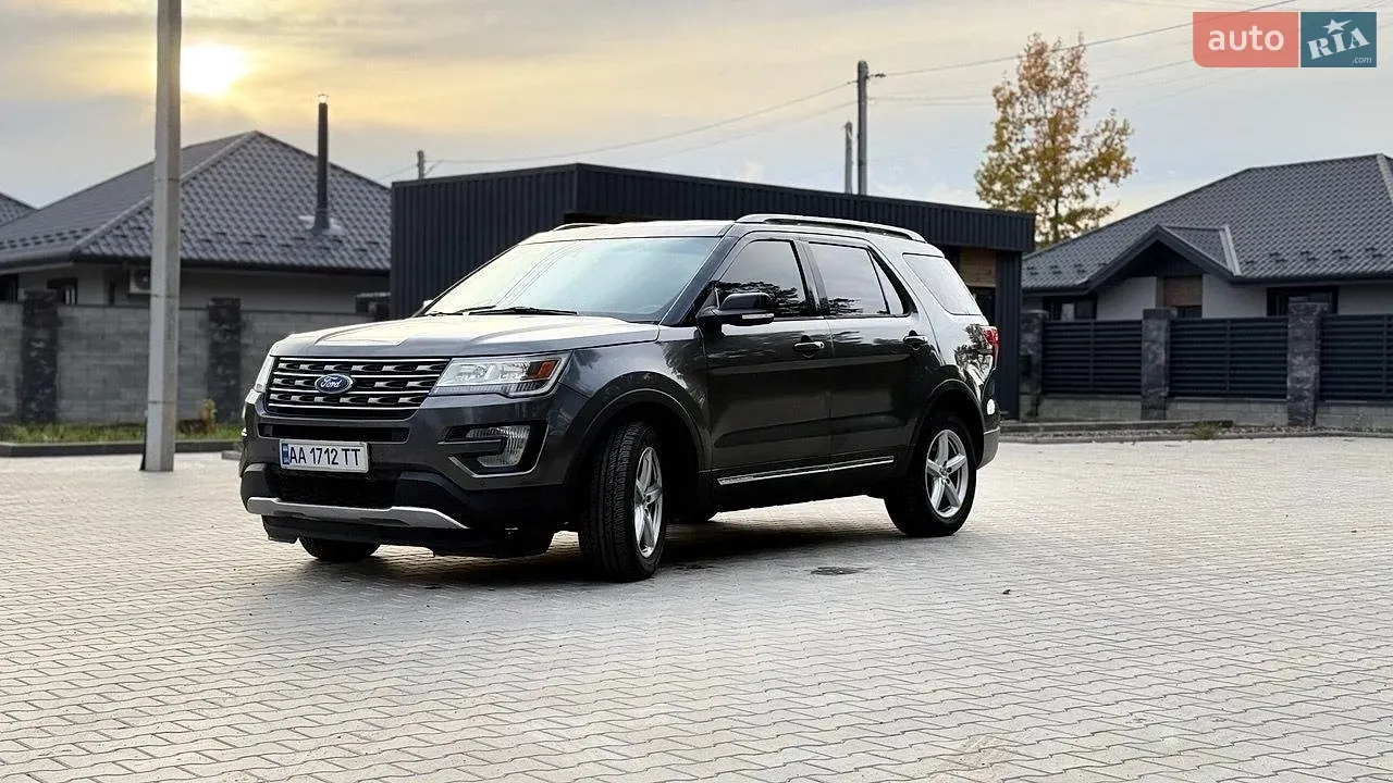 Ford Explorer 2016 photo 2