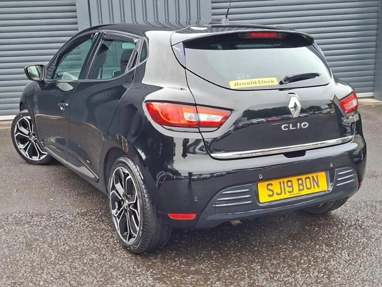 Renault Clio 2019 photo 2