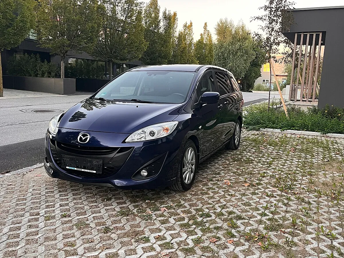 Mazda Mazda5 2011 photo 3