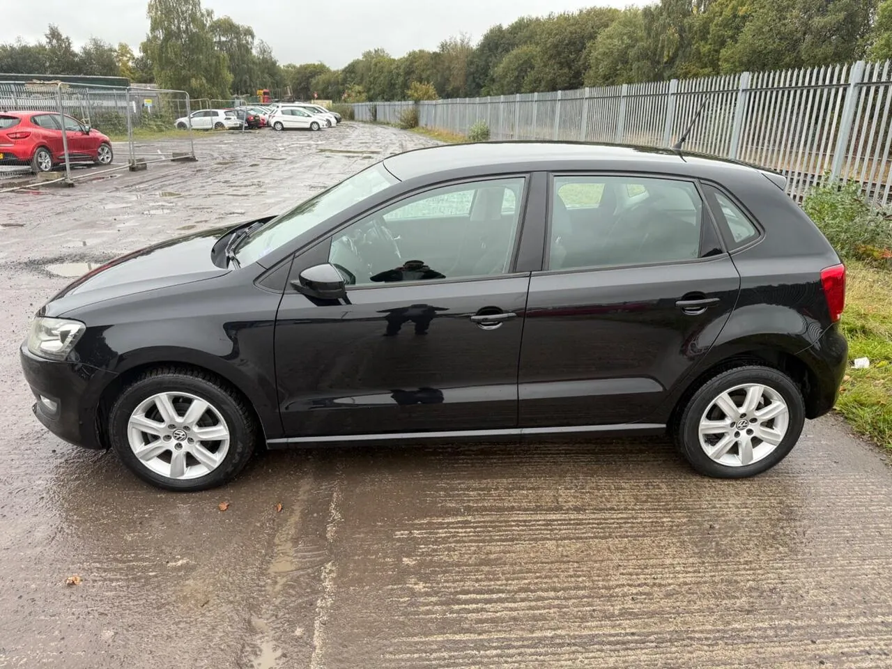 Volkswagen Polo 2014 photo 2