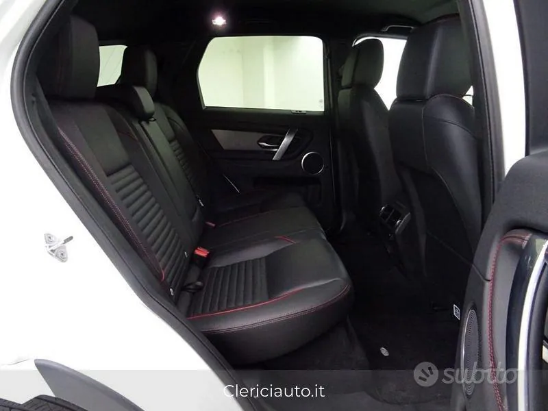 Land Rover Discovery Sport 2022 photo 5
