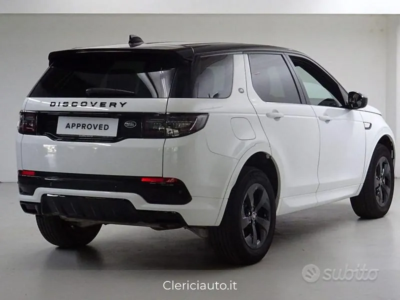 Land Rover Discovery Sport 2022 photo 2