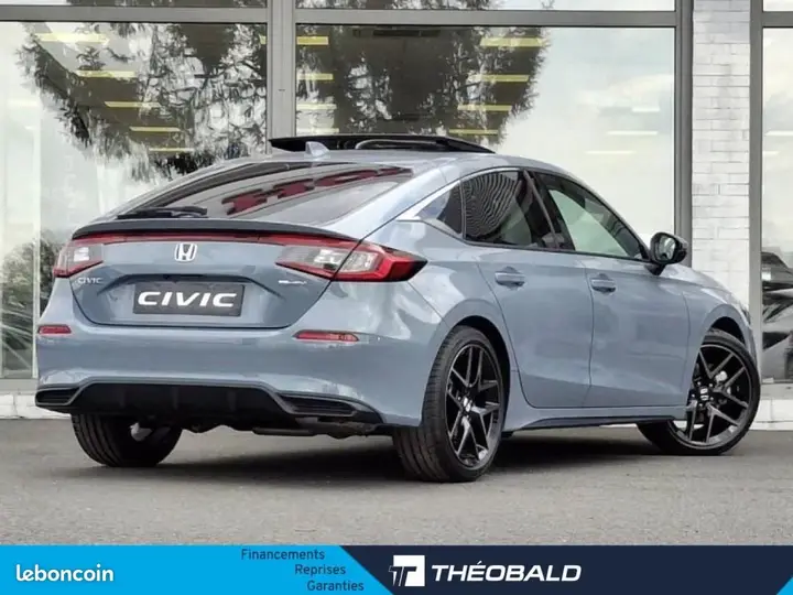 Honda Civic 2026 photo 5