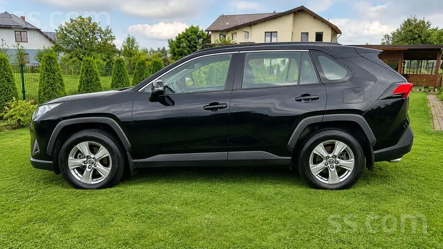 Toyota Rav4 2022 photo 4