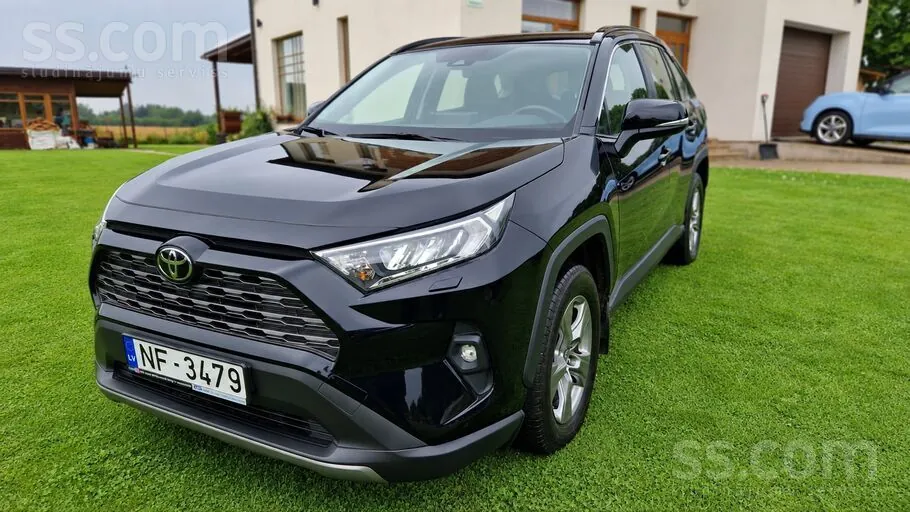 Toyota Rav4 2022 photo 3