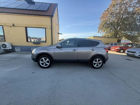 Nissan Qashqai 2010 photo 5