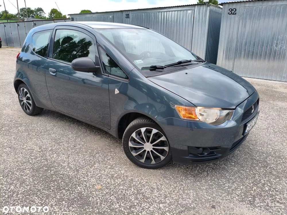 Mitsubishi Colt 2012 photo 4