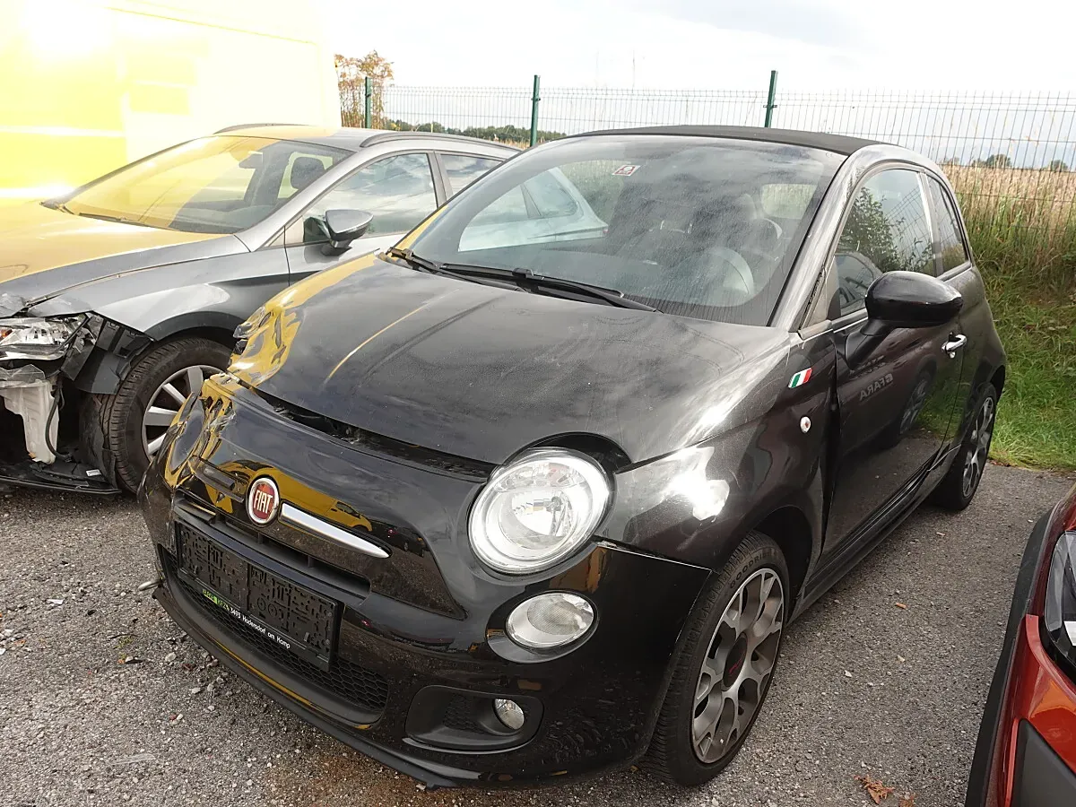 Fiat 500 Cabrio 2015 photo 2
