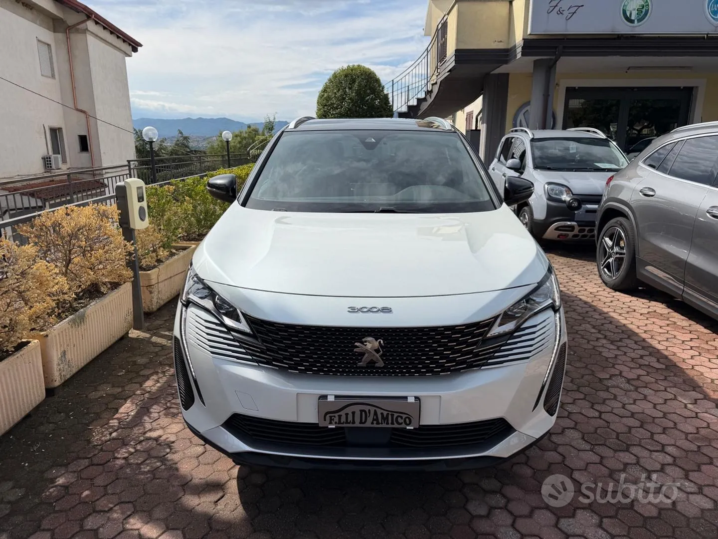 Peugeot 3008 2022 photo 2