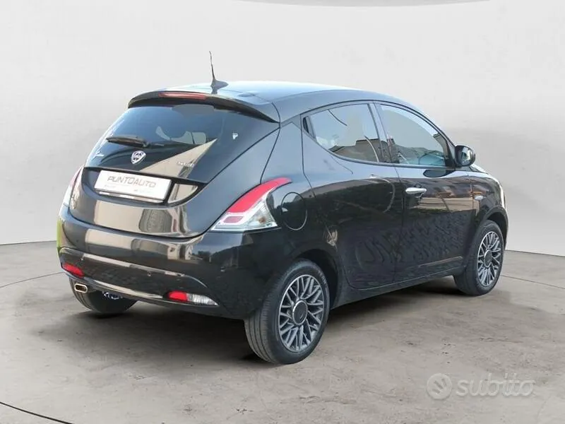 Lancia Ypsilon 2022 photo 4
