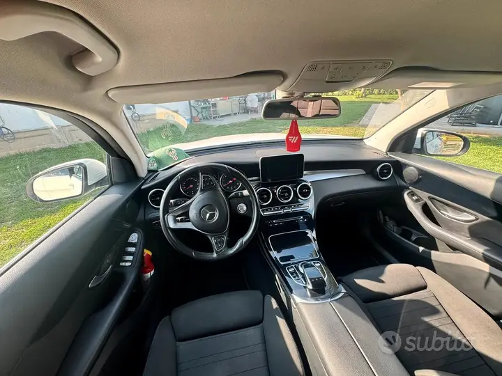 Mercedes-Benz Glc 2016 photo 5