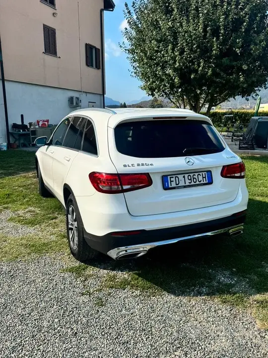 Mercedes-Benz Glc 2016 photo 2