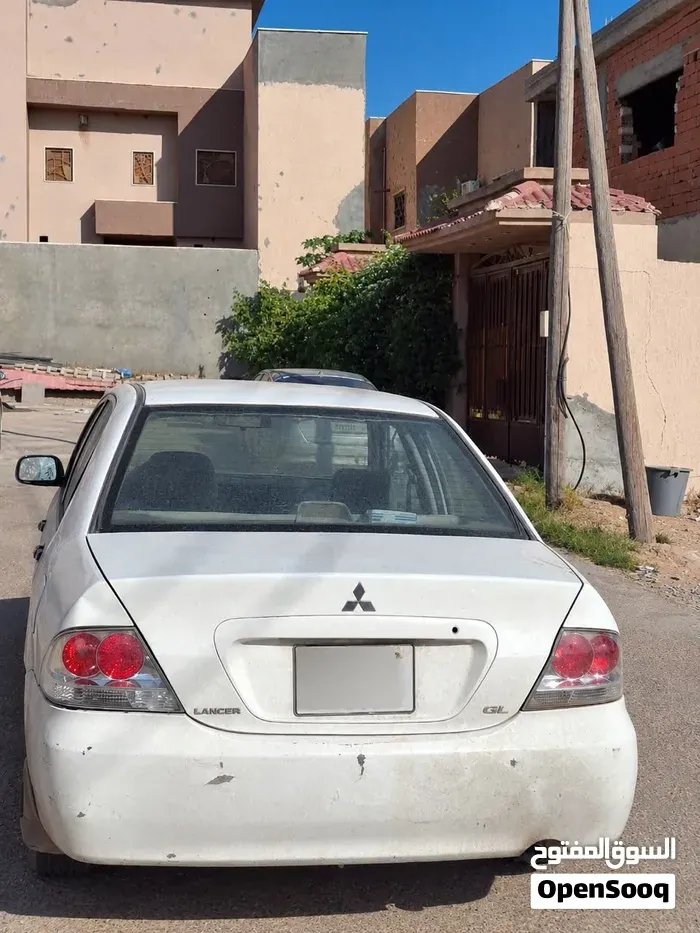 Mitsubishi Lancer 2004 photo 2