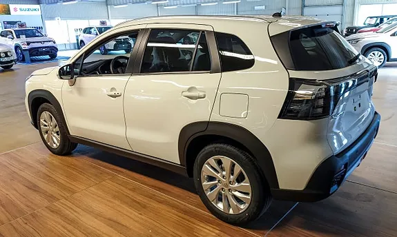 Suzuki S-Cross 2026 photo 3