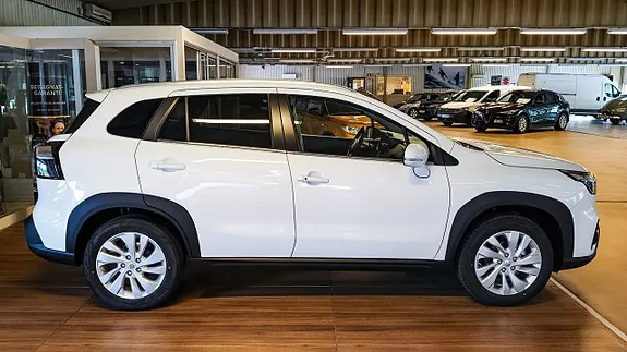 Suzuki S-Cross 2026 photo 5