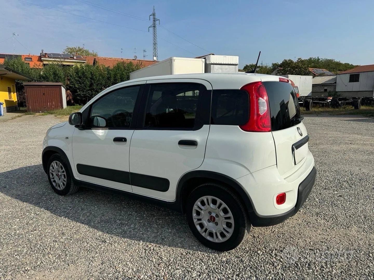Fiat Panda 2023 photo 2
