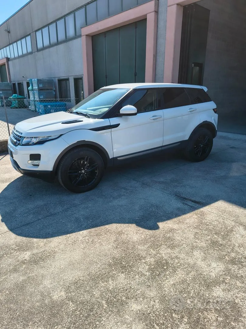 Land Rover Range Rover Evoque 2014 photo 2