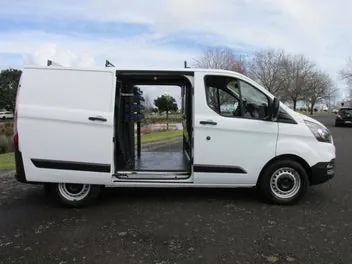 Ford Transit 2021 photo 3