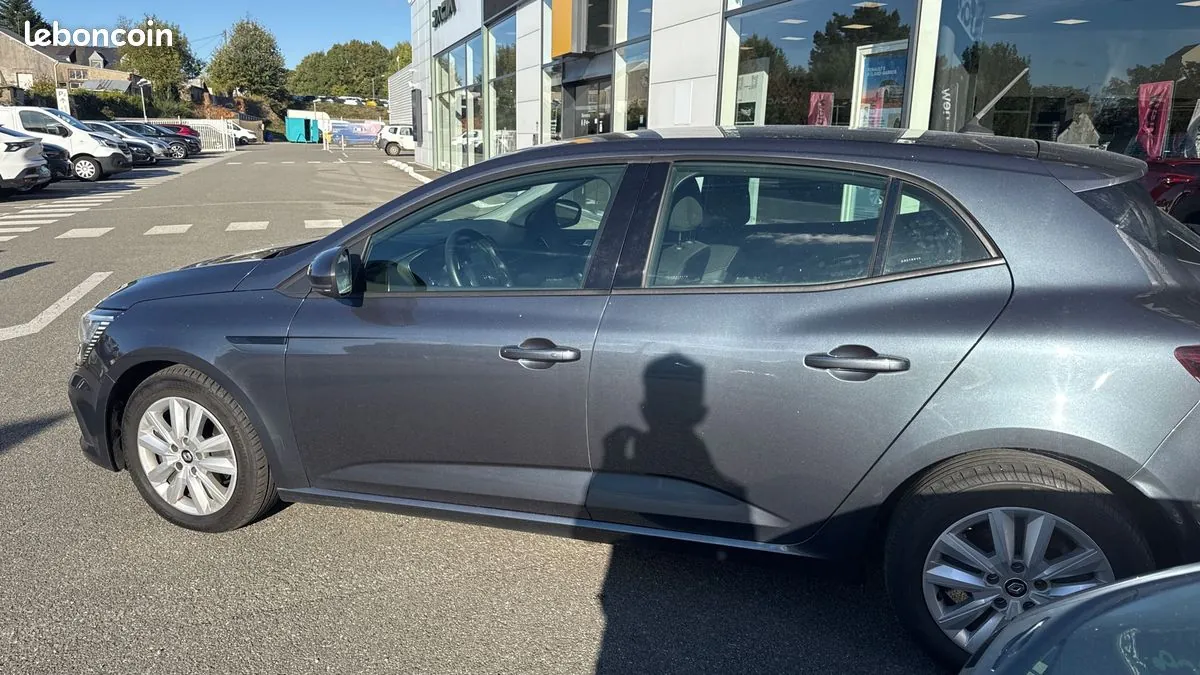 Renault Megane 2022 photo 3