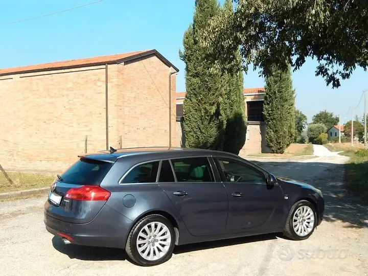 Opel Insignia 2010 photo 5