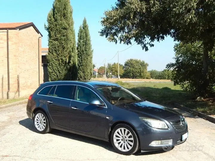 Opel Insignia 2010 photo 3