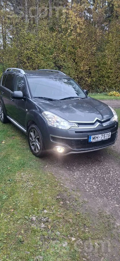 Citroen C-Crosser