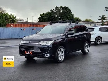 Mitsubishi Outlander 2014 photo 4