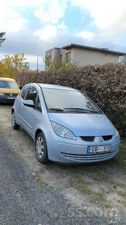 Mitsubishi Colt 2006 photo 3