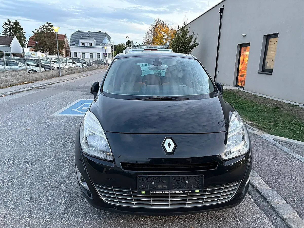 Renault Grand Scenic 2012 photo 3
