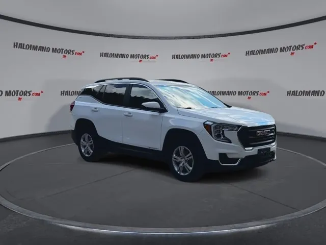 GMC Terrain 2022 photo 2