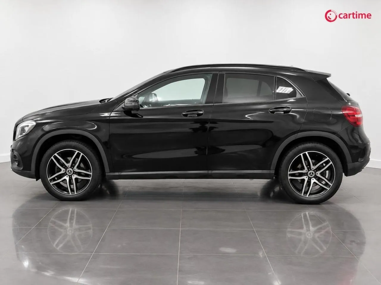 Mercedes-Benz Gla 2019 photo 4