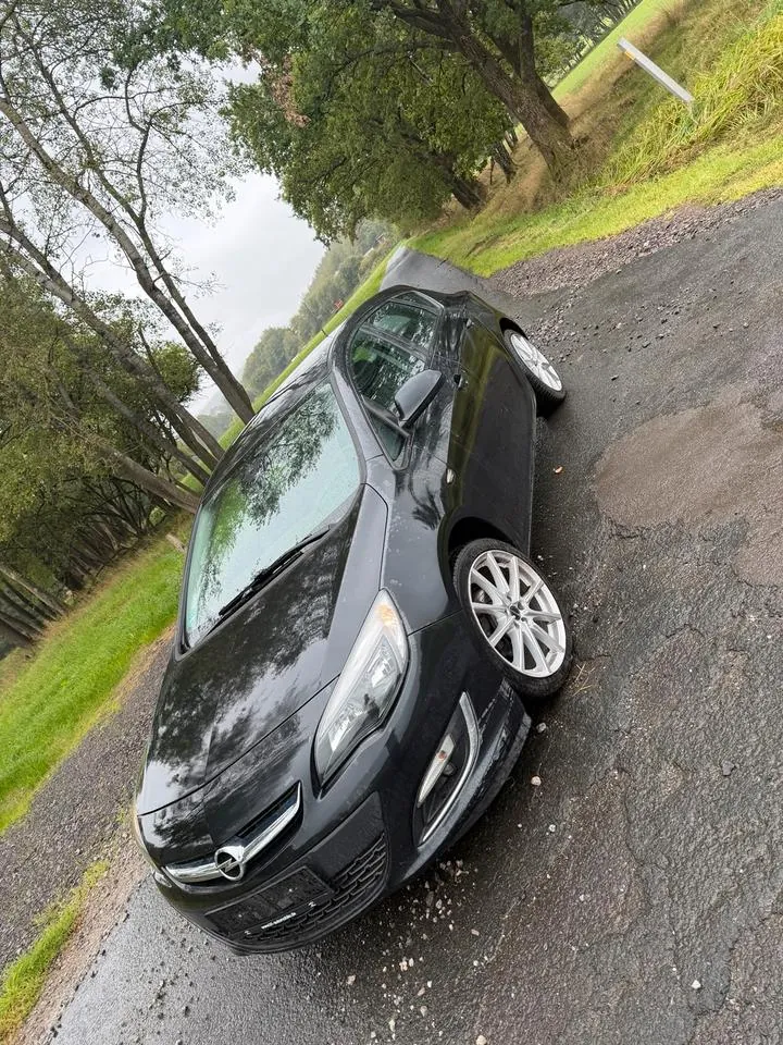Volkswagen Astra J
