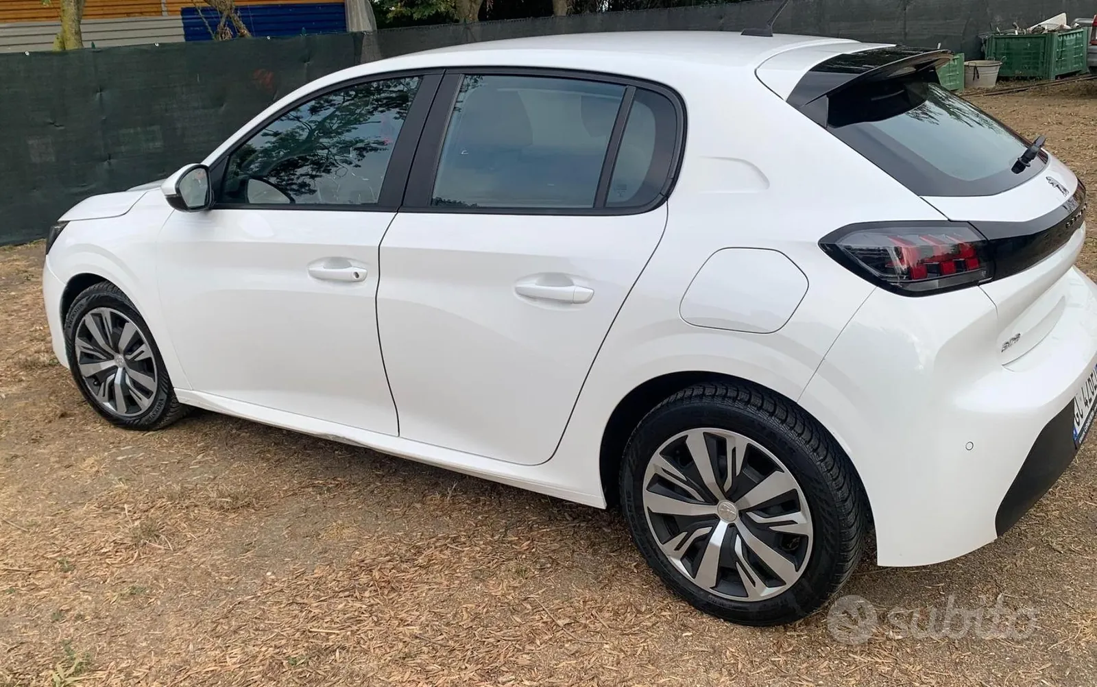 Peugeot 208 2020 photo 4