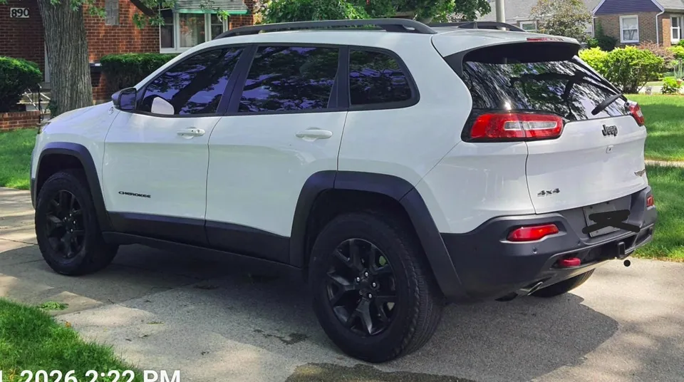 Jeep Cherokee 2016 photo 3