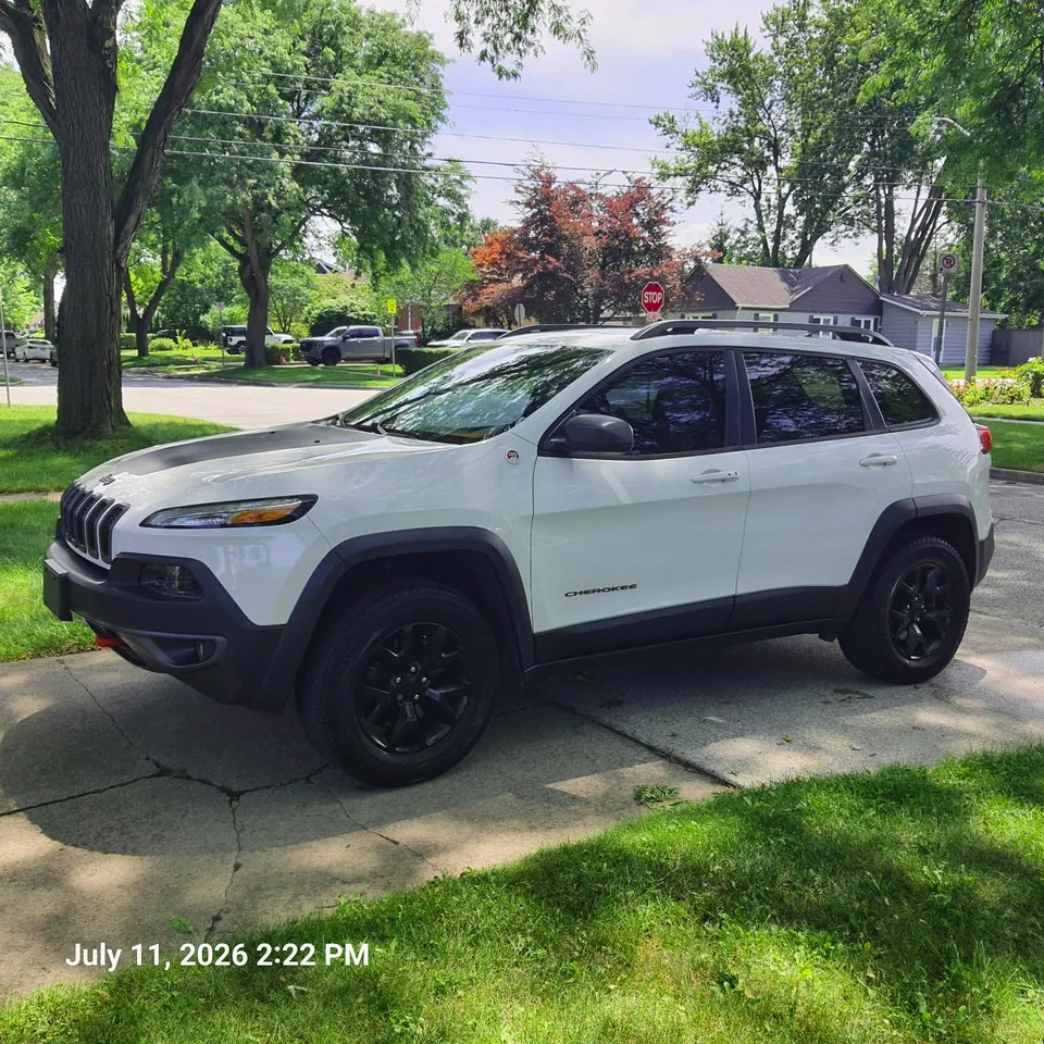Jeep Cherokee 2016 photo 2