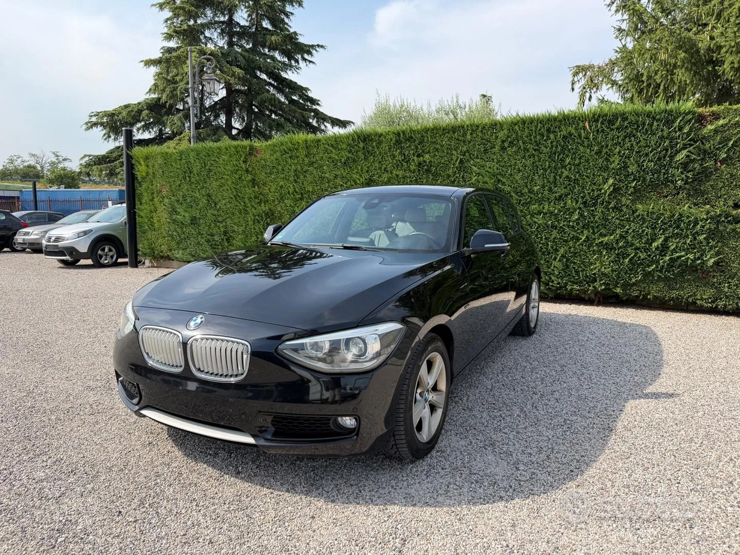 BMW 118I 2012 photo 2