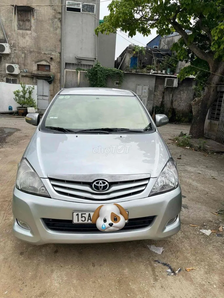 Toyota Innova 2010 photo 5