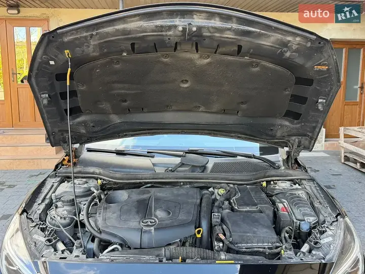 Infiniti Q30 2016 photo 5