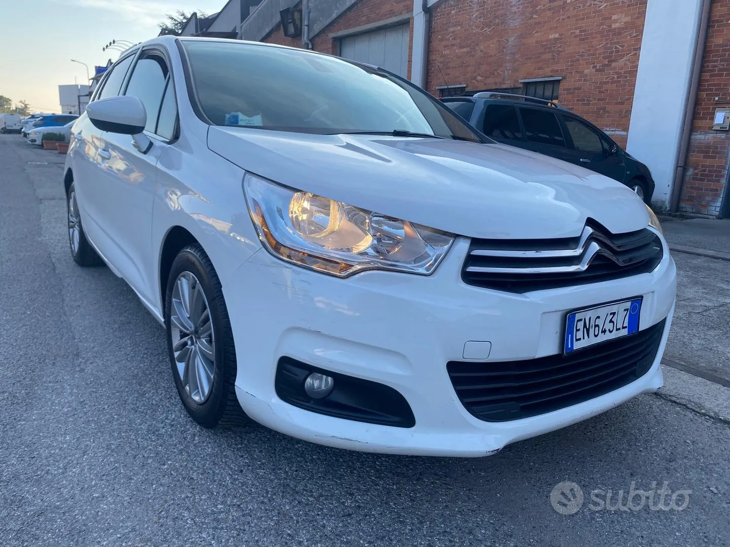 Citroen C4 Picasso 2012 photo 2
