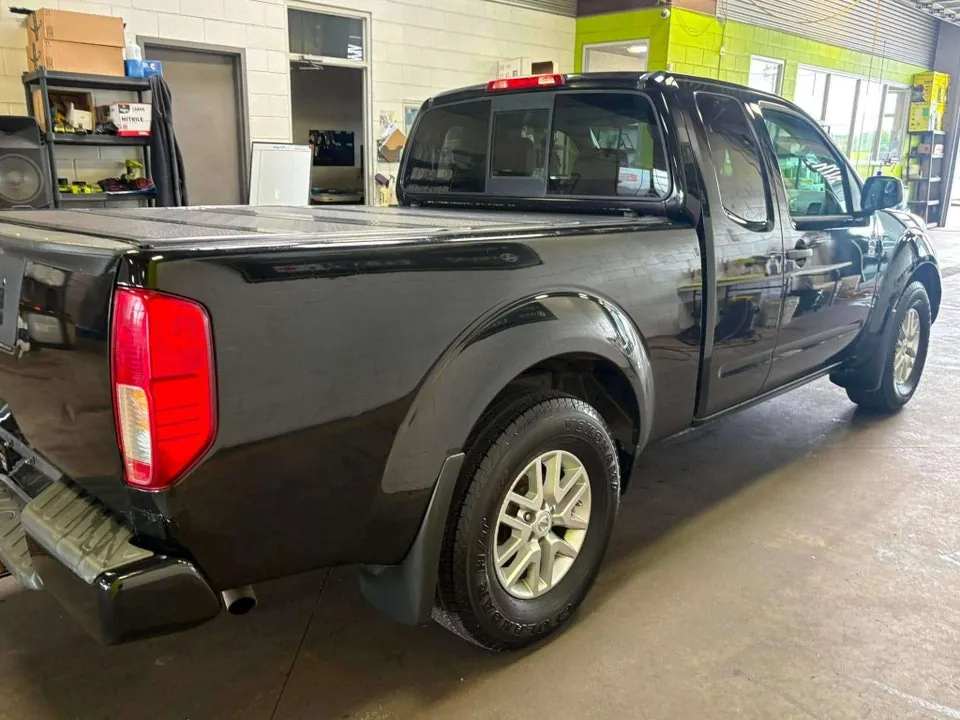 Nissan Frontier 2017 photo 4