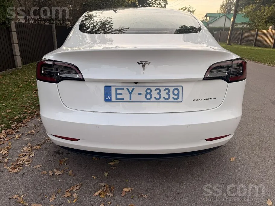 Tesla Model 3 2021 photo 5