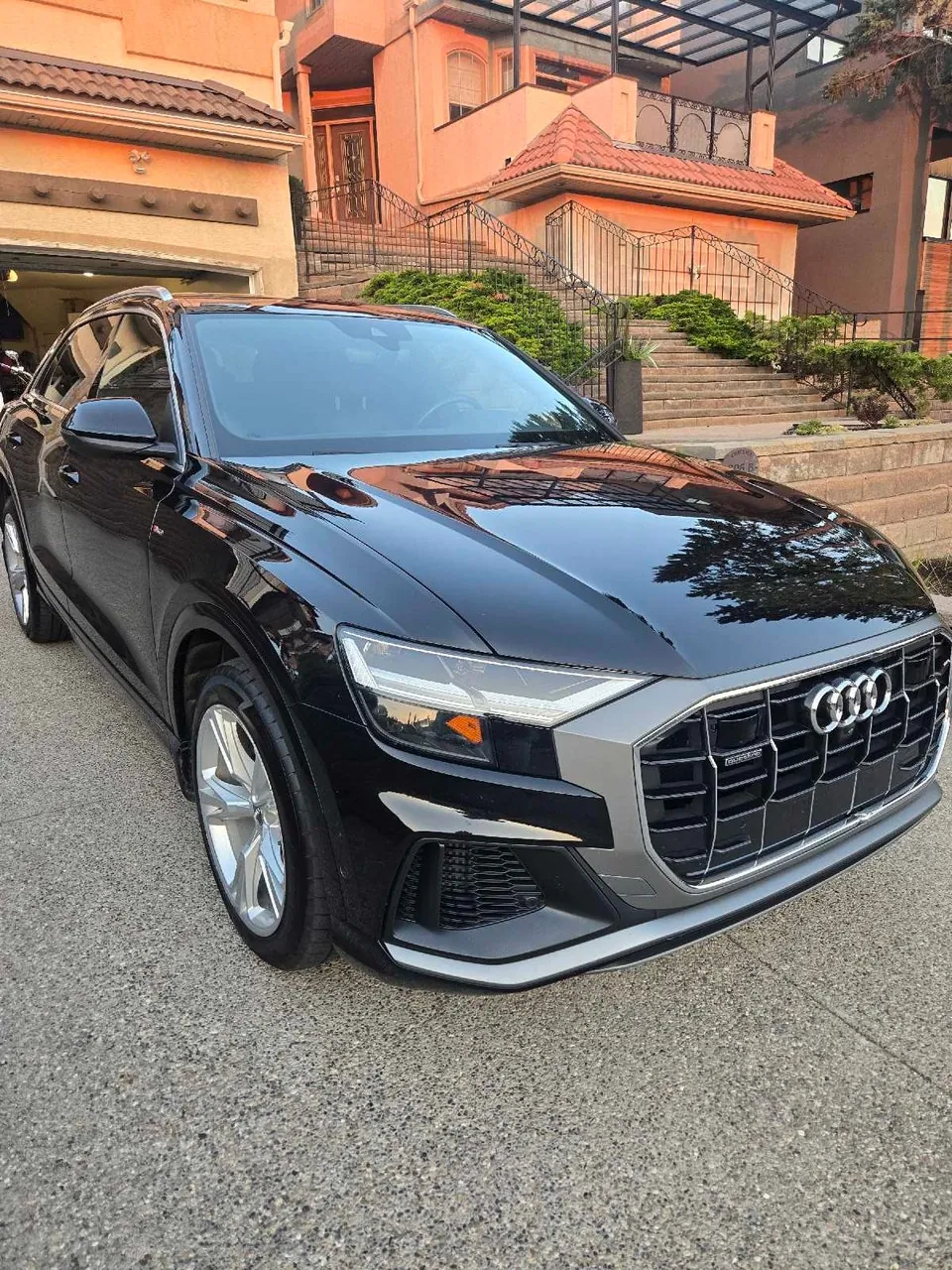 Audi Q8 2019 photo 4