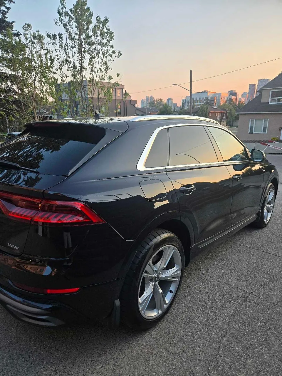 Audi Q8 2019 photo 3
