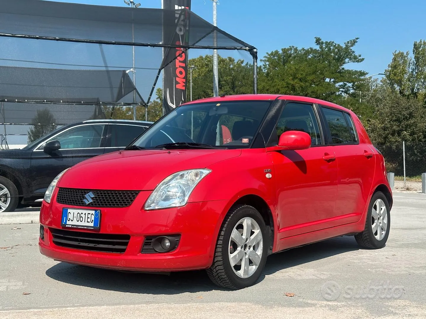 Suzuki Swift 2010 photo 3
