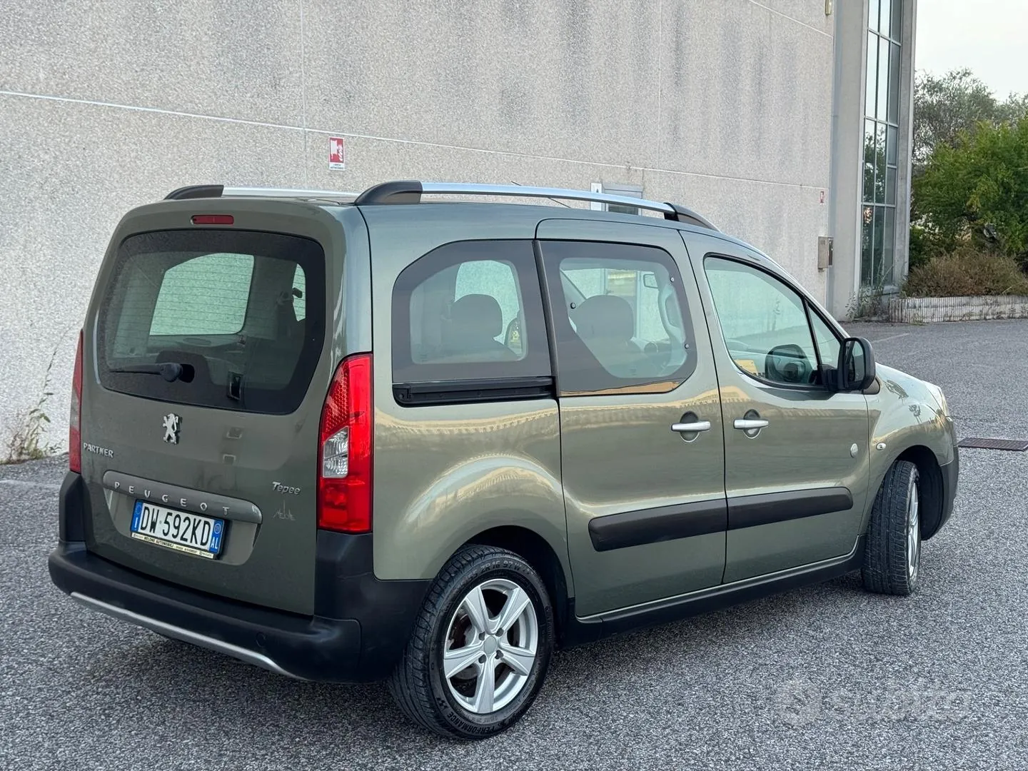 Peugeot Partner 2009 photo 5