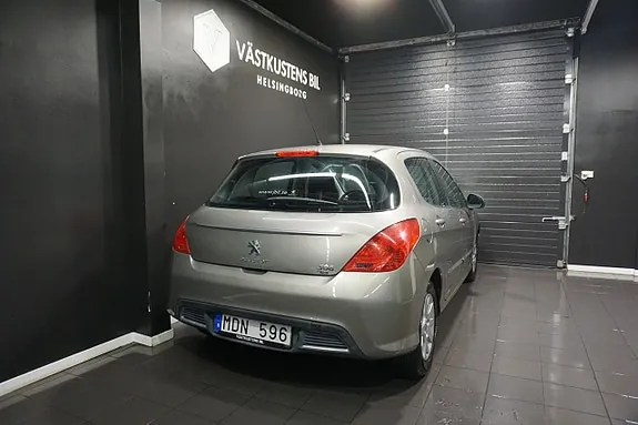 Peugeot 308 2011 photo 5