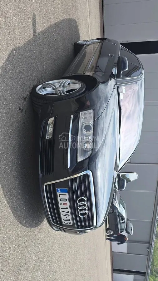 Audi A8 2008 photo 2