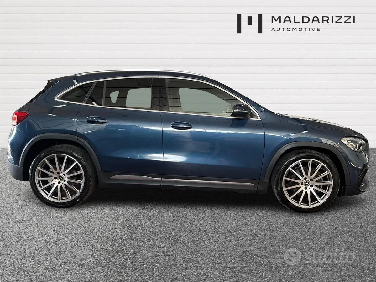 Mercedes-Benz Gla 2023 photo 5