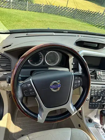 Volvo Xc60 2010 photo 2